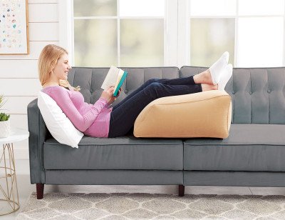 Almohada para elevar piernas